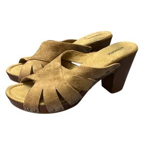 Sonoma Sandals Tan Size 7.5